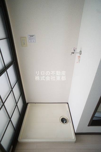 その他　洗濯機置場には防水パンを設置！水漏れも安心です◎