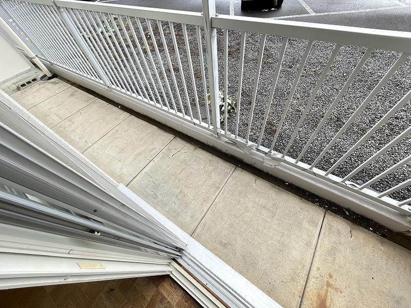 バルコニー　バルコニー