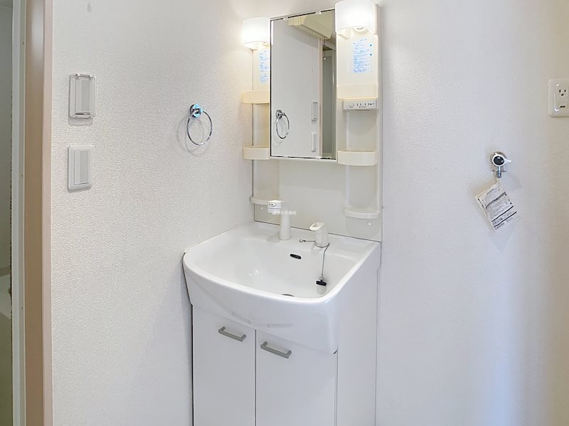 洗面設備　※他部屋参照