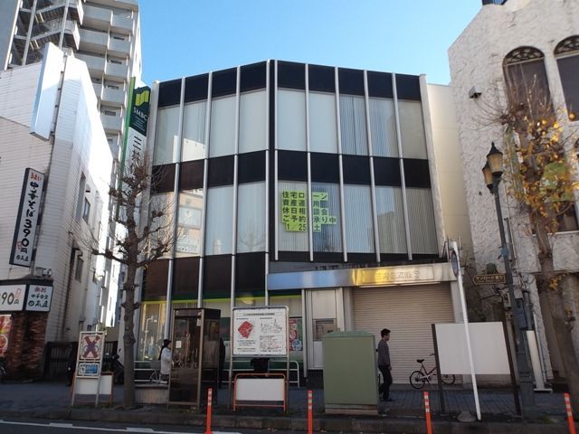 銀行　三井住友銀行 上福岡支店（銀行）まで1268m