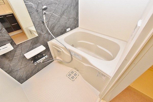 バス・シャワールーム　★浴室★