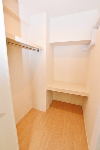 収納　★ウォークインクローゼット★