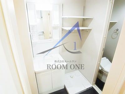 洗面設備　洗面台です。