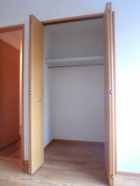 収納　異なる号室の室内写真です
