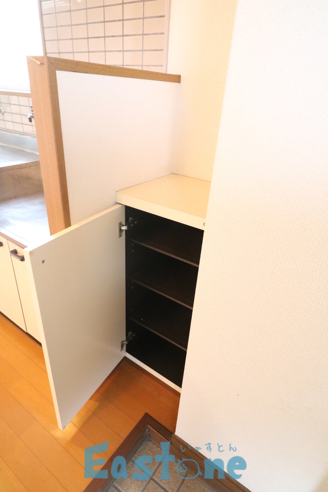 玄関　シューズボックスも完備