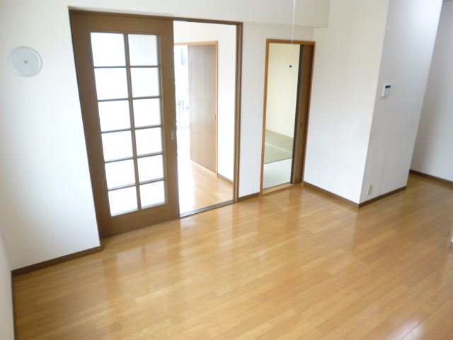 居室・リビング　リビング