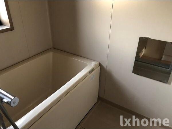 バス・シャワールーム　お風呂で日々の疲れを落としましょう