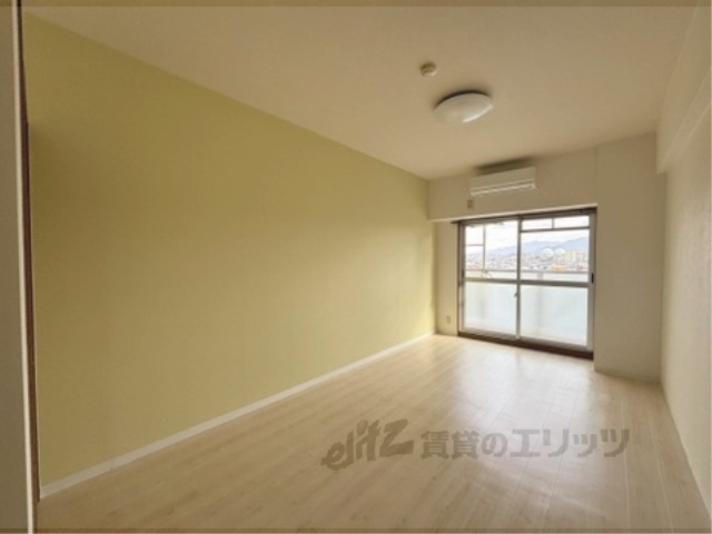 居室・リビング　洋室