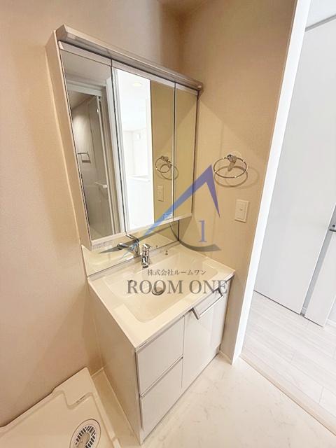 洗面設備　洗面台です。