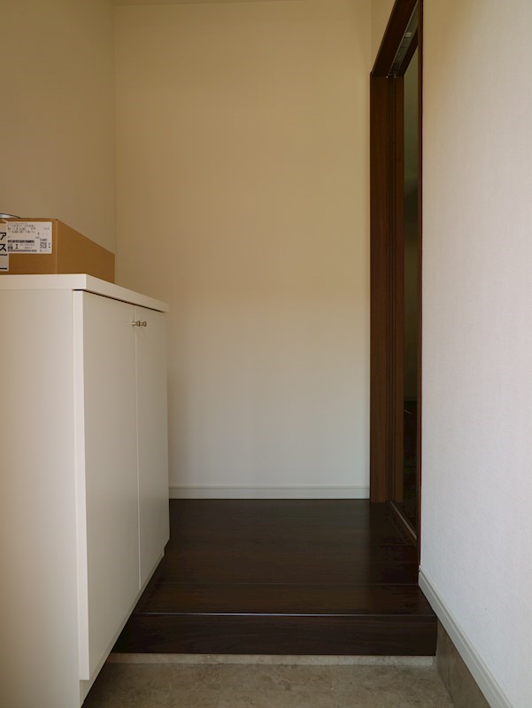 玄関　※別部屋参照