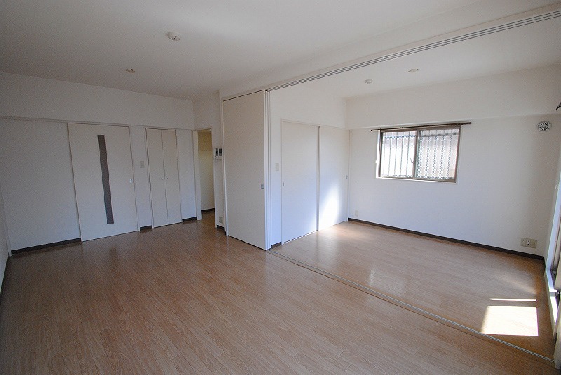 居室・リビング　広いリビング・すごしやすい住空間