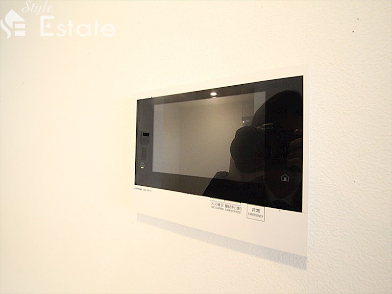 セキュリティ　モニター付きインターホン