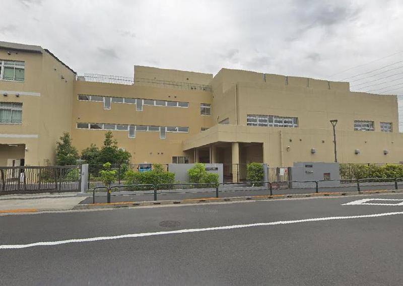 小学校　加平小学校（小学校）まで400m