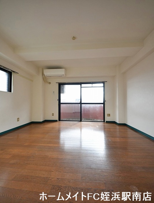 居室・リビング　★日当たり良好の明るい室内♪★参考写真