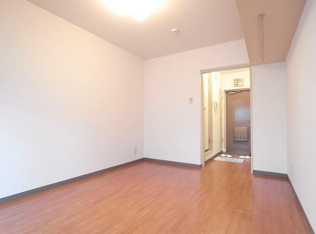 居室・リビング　同タイプのお写真です