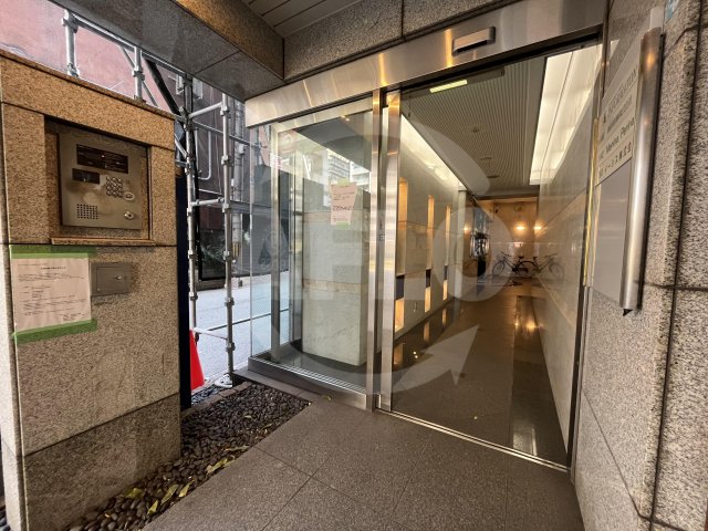 エントランス　オーラムアルジャン阿波座　エントランス