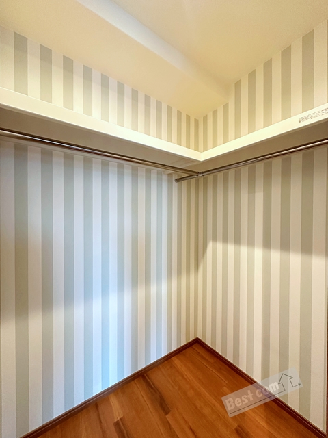 収納　大容量のウォークインクローゼット付き♪