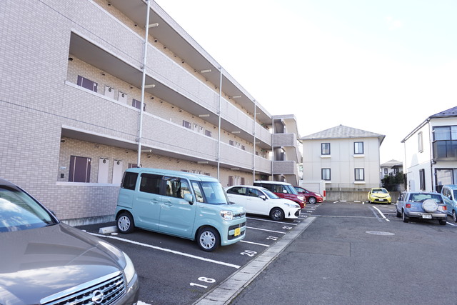 駐車場　★敷地内駐車場ございます★