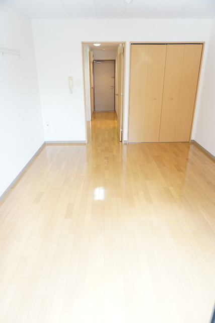 その他部屋・スペース　洋室１０帖※同タイプ参考写真