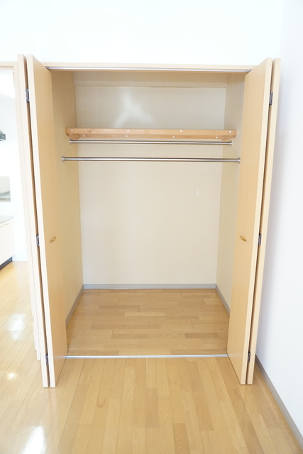 収納　洋室収納※同タイプ参考写真