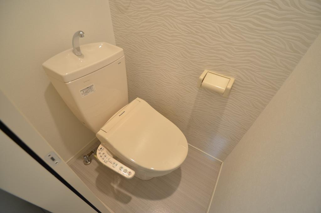 トイレ　シャワー付トイレ