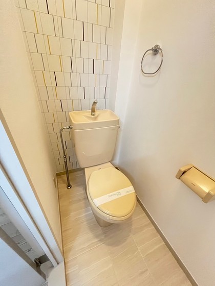 トイレ　※別部屋の写真です