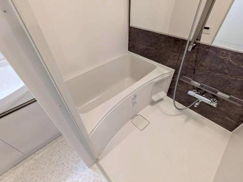 バス・シャワールーム　バス（イメージ）