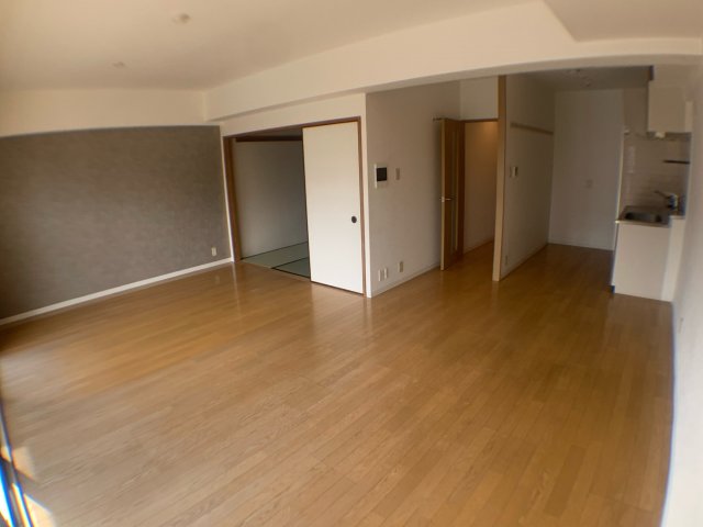 居室・リビング　リビング広々15帖♪