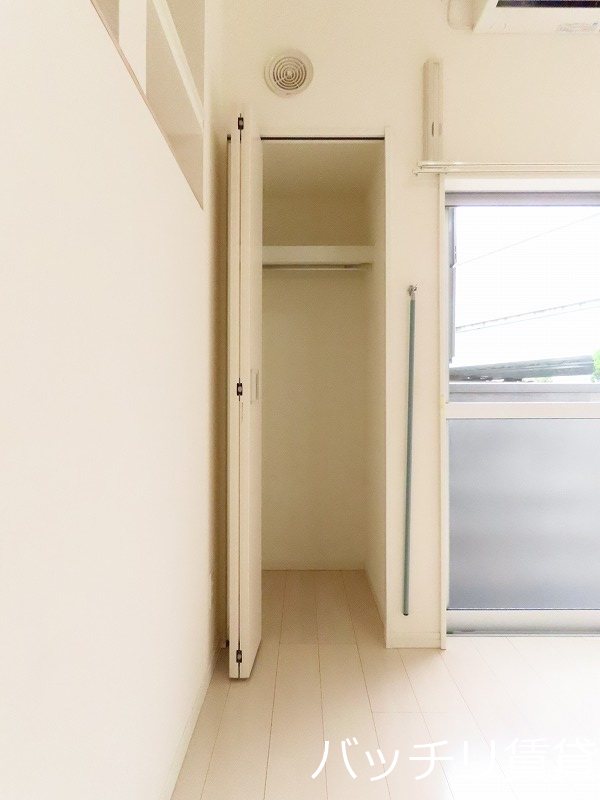 収納　同型タイプの為、現状を優先いたします。