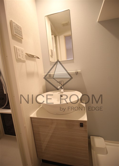 洗面設備　エスリードレジデンス大阪本町　独立洗面台