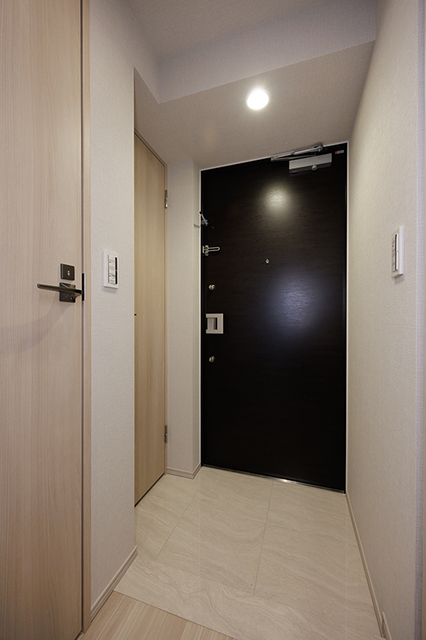 玄関　※写真は同タイプ住戸です。