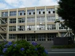中学校　北栄中学校（中学校）まで140m