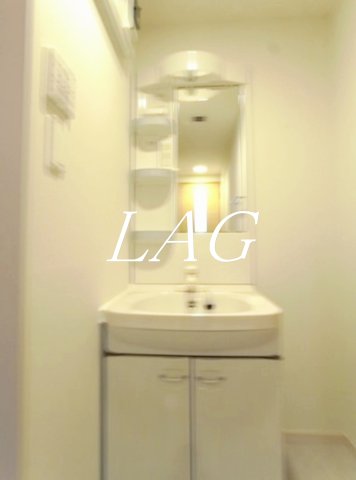 洗面設備　独立洗面台です。