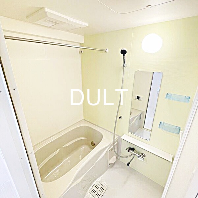 バス・シャワールーム　バスルームです。