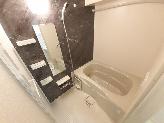 バス・シャワールーム　お風呂です