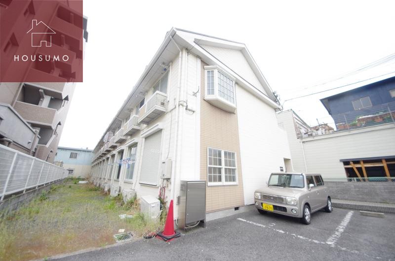 建物外観　落ち着いた雰囲気の外観です