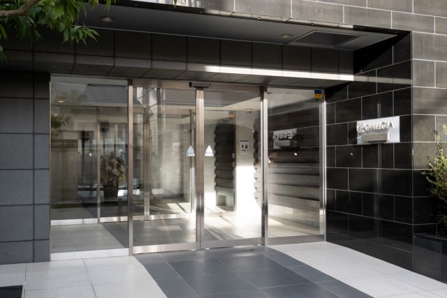 エントランス　清潔なエントランスです