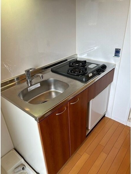 キッチン　同物件別部屋写真