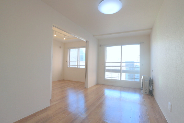 居室・リビング　広々としたリビング！