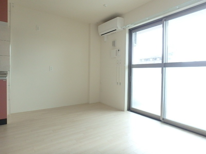 居室・リビング　図面と現状に相違がある場合には現状を優先