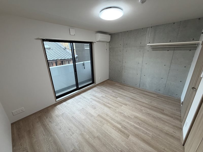 居室・リビング　同間取り写真【202号室】