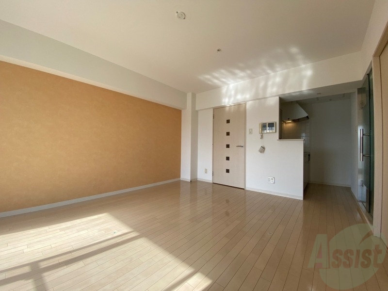 居室・リビング　広くてキレイなお部屋が広がっていて、充実した生活が送れそう。