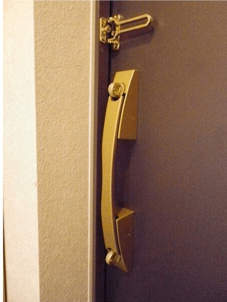 その他設備　ダブルロックドア