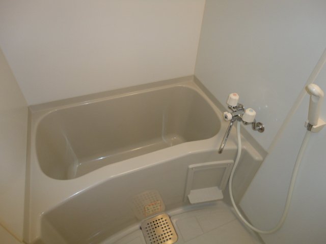 バス・シャワールーム　バス（イメージ）