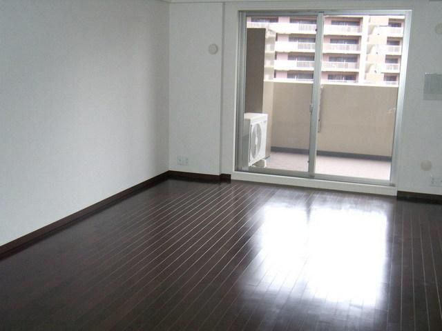 居室・リビング　別部屋参照　現状優先