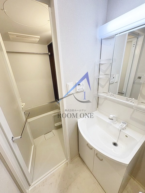 洗面設備　洗面台です。