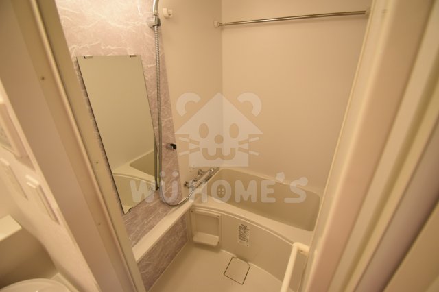 バス・シャワールーム　ゆったり過ごせるお風呂です