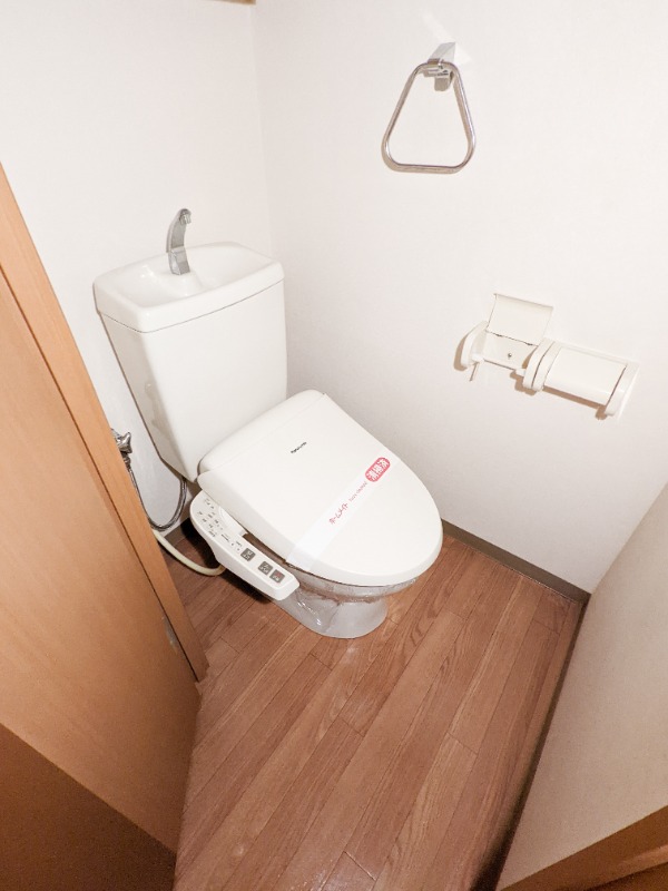 トイレ　図面と現状に相違がある場合には現状を優先