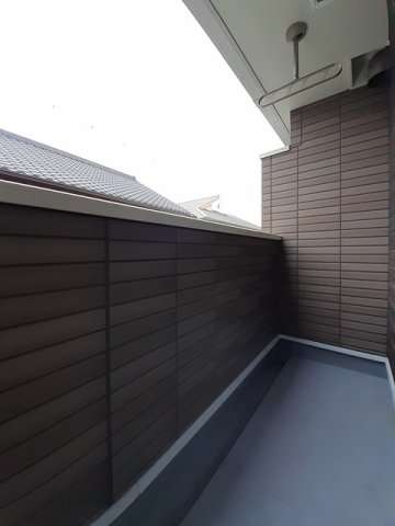 バルコニー　落ち着いた時間を過ごせるバルコニーです