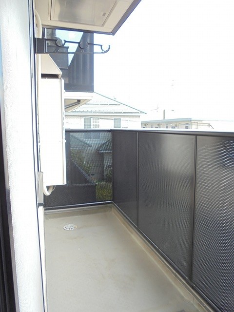 バルコニー　写真は202号室です